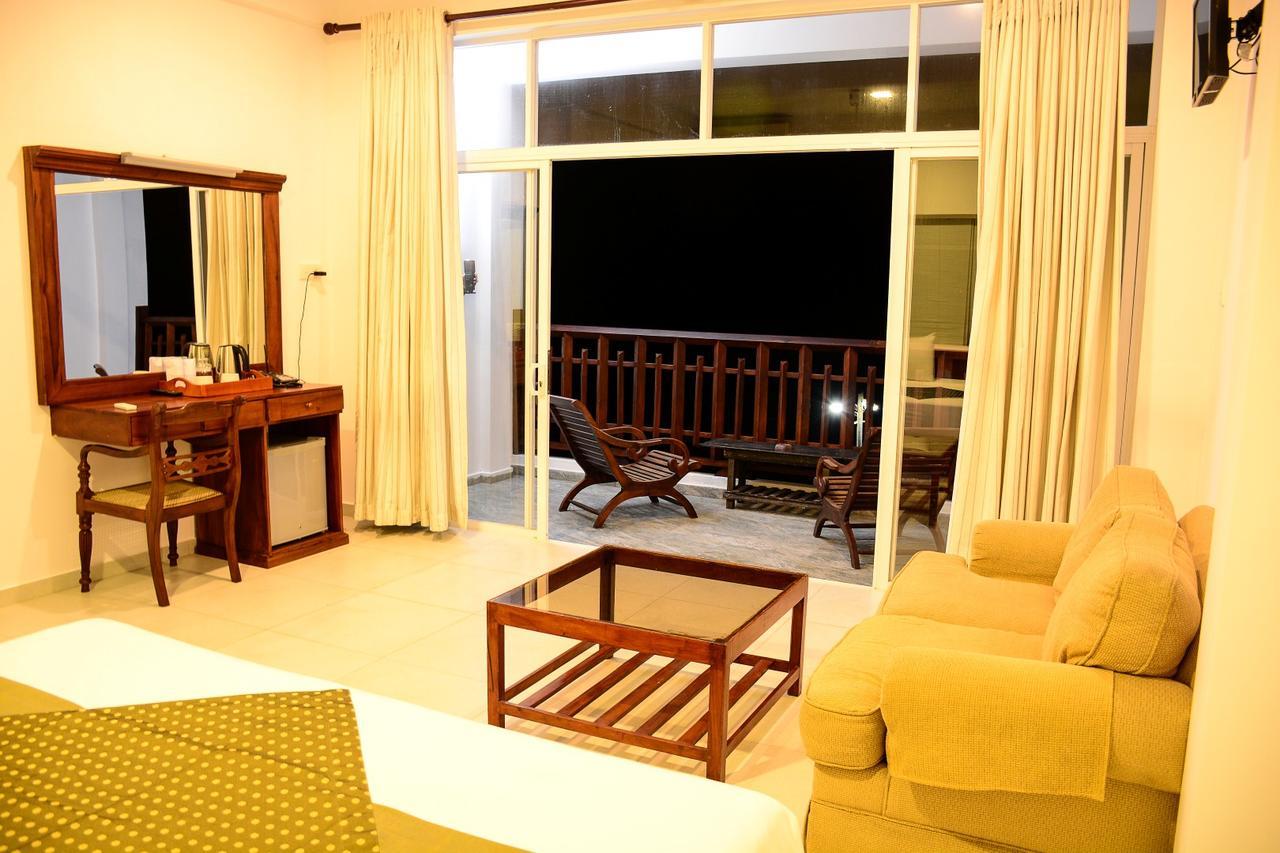 Ranmal Beach Hotel Hikkaduwa Exteriér fotografie